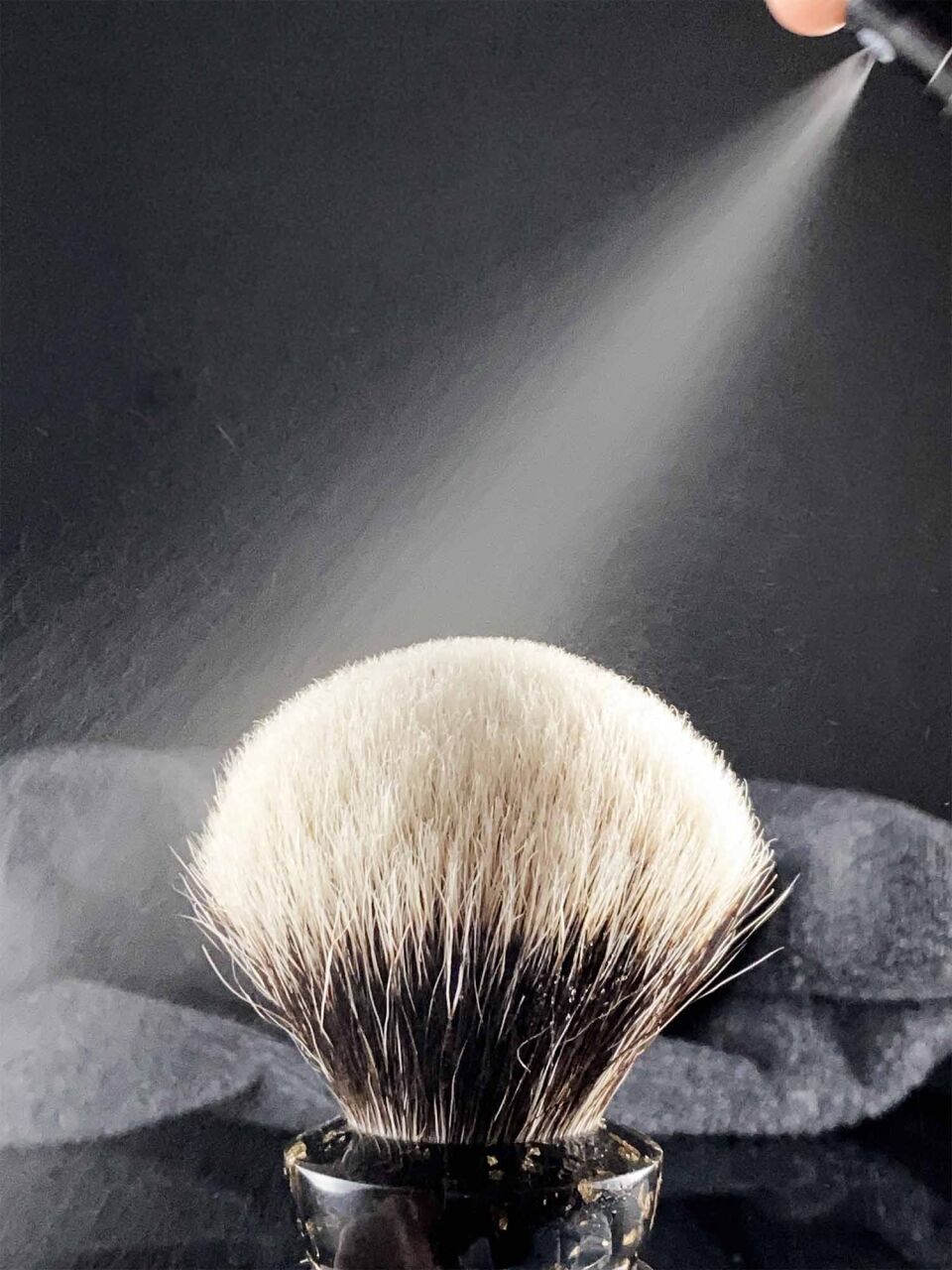 How To Clean A Shaving Brush Using A Makeup Brush How To Clean A Shaving Brush