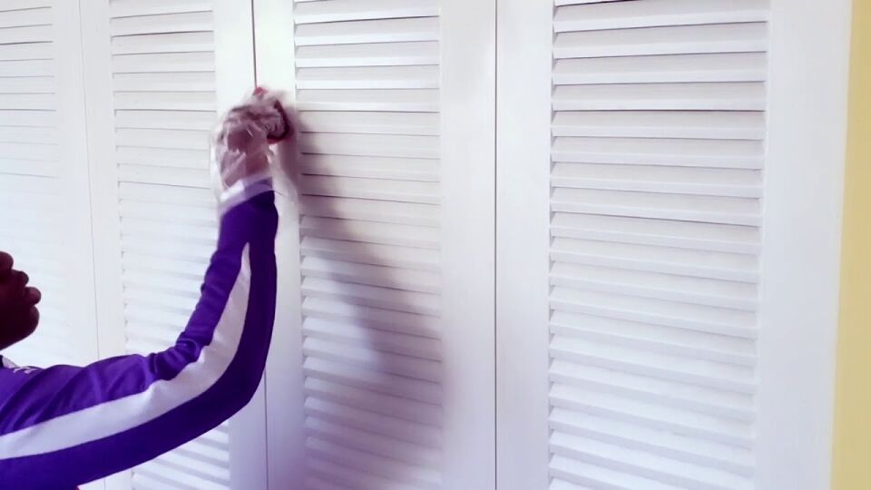 How To Clean Closet Doors