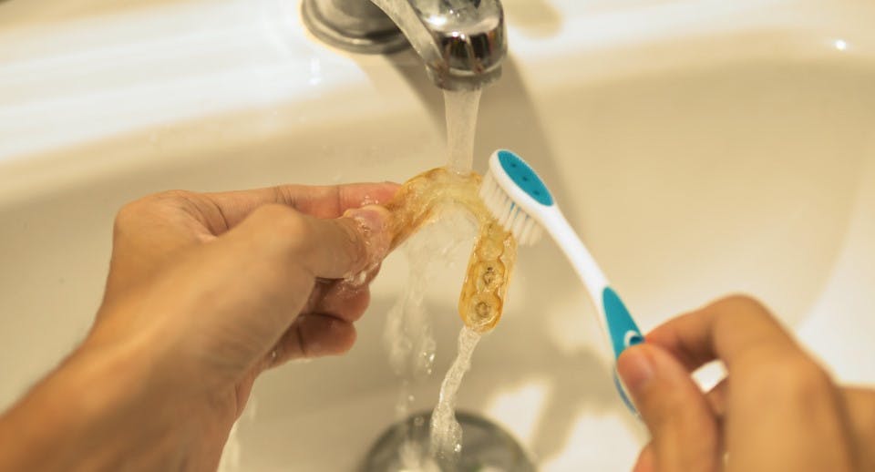 How To Clean A Mouthguard Retainer  