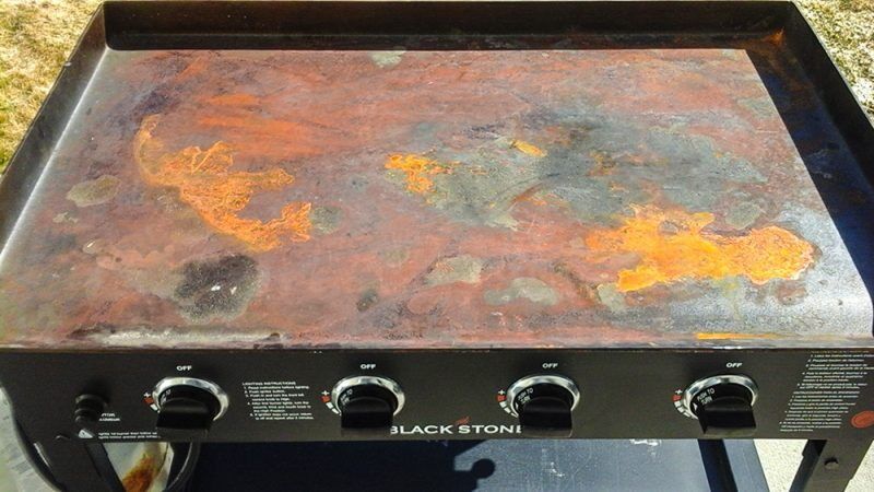 How To Clean A Rusted Flat-Top Grill  