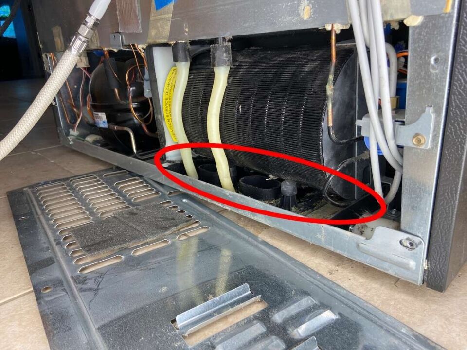 Blog Refrigerator Coils Erossi 5792 Recovered How To Clean Lg Refrigerator Drip Pan