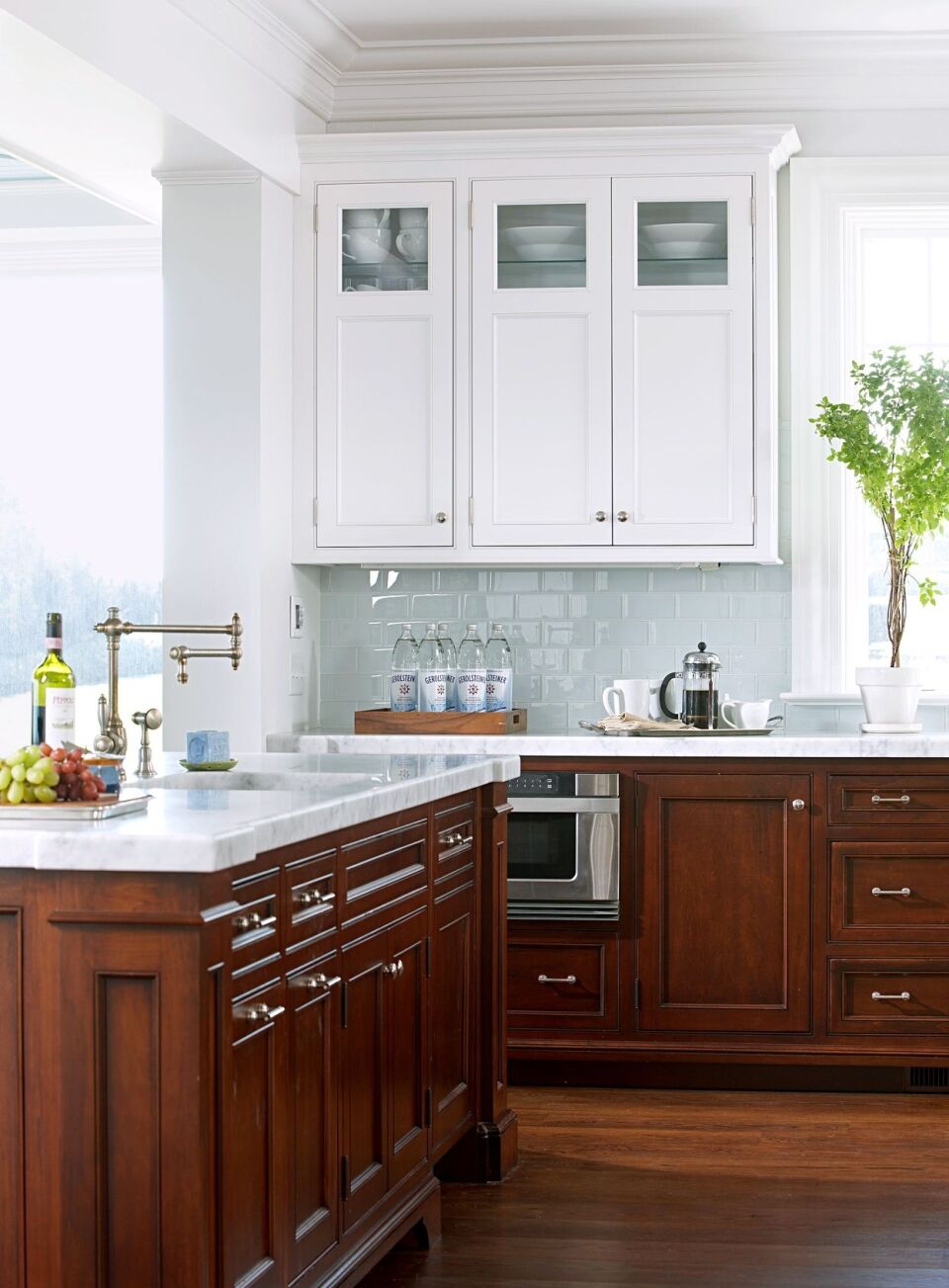 Best Way To Clean White-Painted Cabinets  