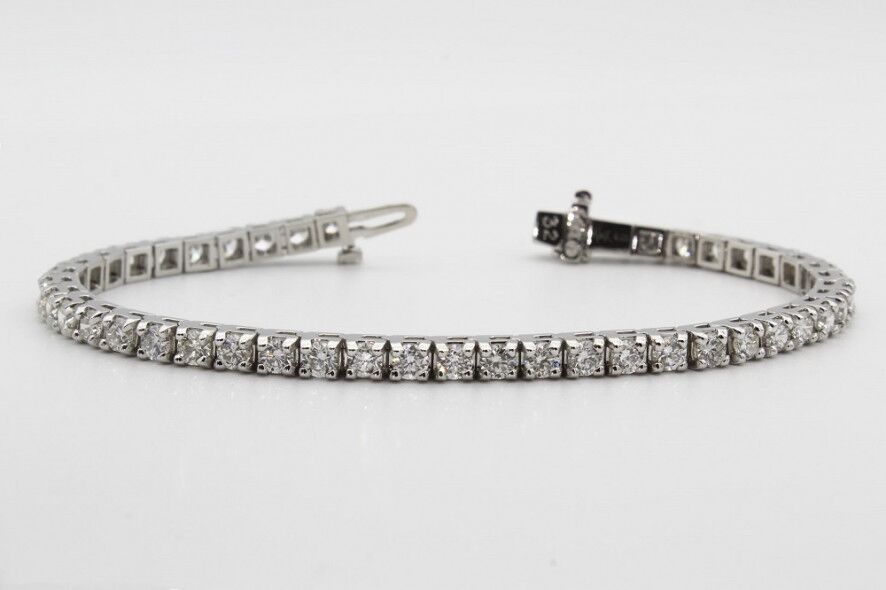 Diamond Tennis Bracelet How To Clean A Diamond Tennis Bracelet