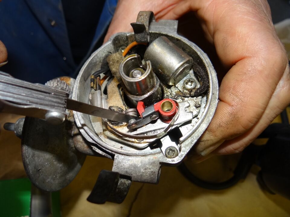 Distributor2 How To Clean Points