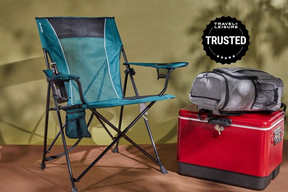 How To Clean Fabric Folding Chairs  