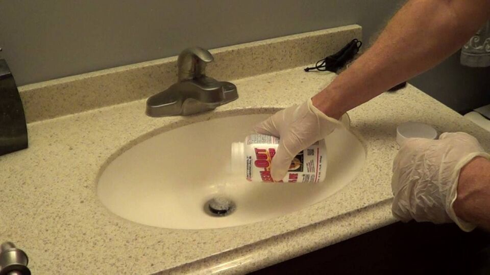 How To Use Sodium Hydroxide To Clean Drains