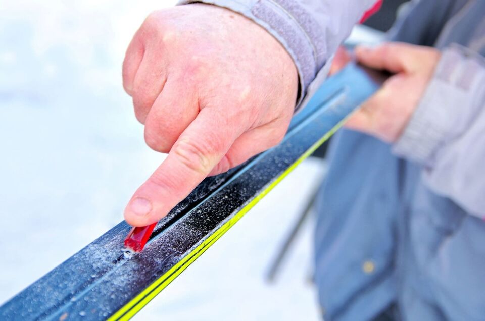 Waxing Ski How To Clean Skis Before Waxing