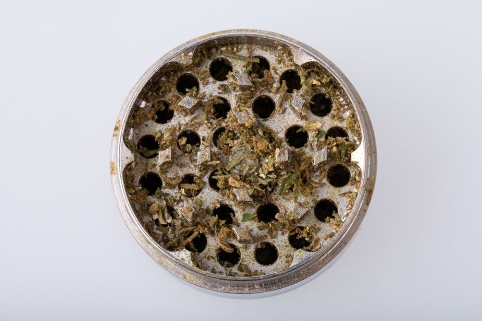 How To Clean Grinder With Milk  