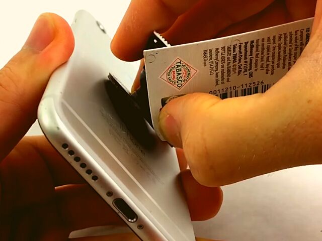 Removing Popsocket Adhesive Step 2 How To Clean Pop Socket Adhesive
